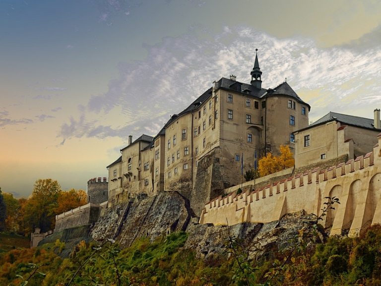 [Obrázek: C%CC%8Cesky%CC%81-S%CC%8Cternberk_15-768x576.jpeg]