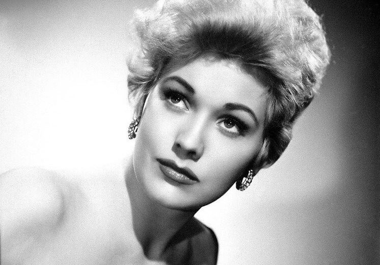 Tribute to Kim Novak