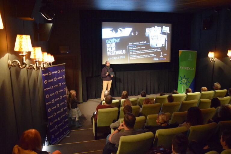 Noirové ohlédnutí…